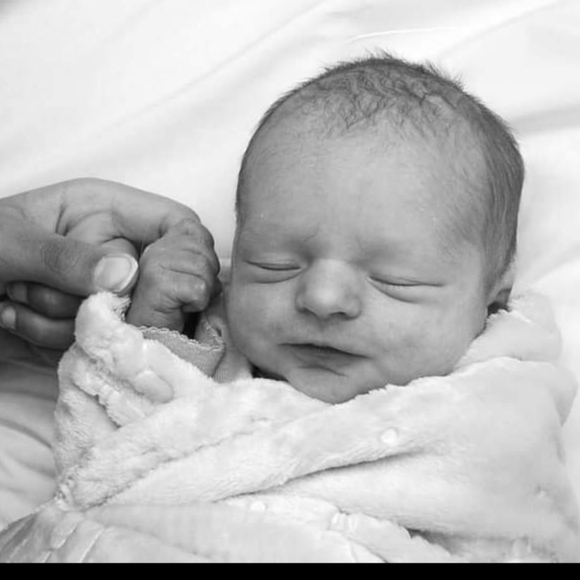 Meet your Posher, Amber - Picture 9 of 16